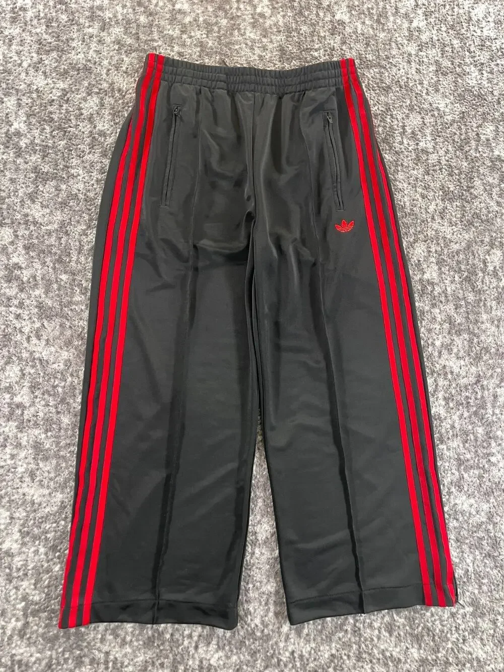 Men’s Black And Red Striped Adidas Sweat Pants Size Medium Trefoil